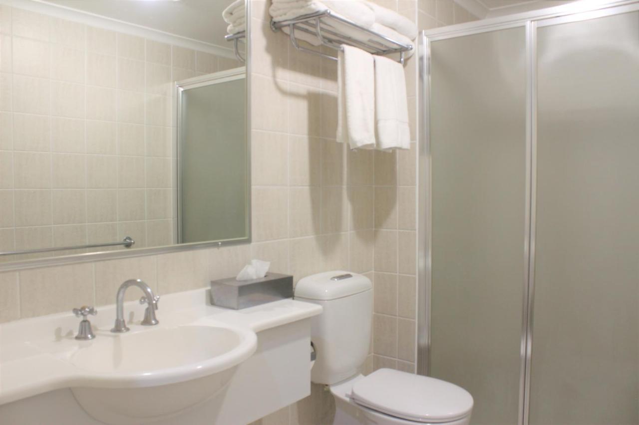 Carlyle Suites & Apartments Уогга-Уогга Экстерьер фото