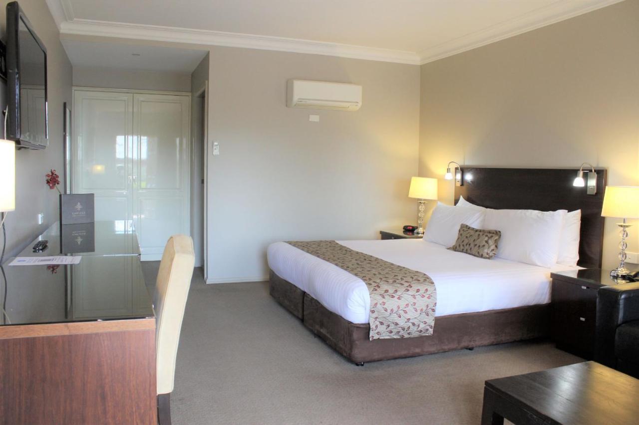 Carlyle Suites & Apartments Уогга-Уогга Экстерьер фото