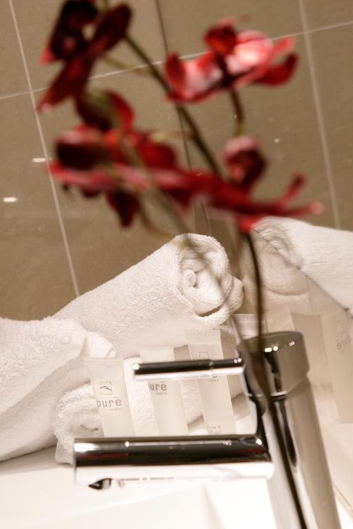 Carlyle Suites & Apartments Уогга-Уогга Номер фото